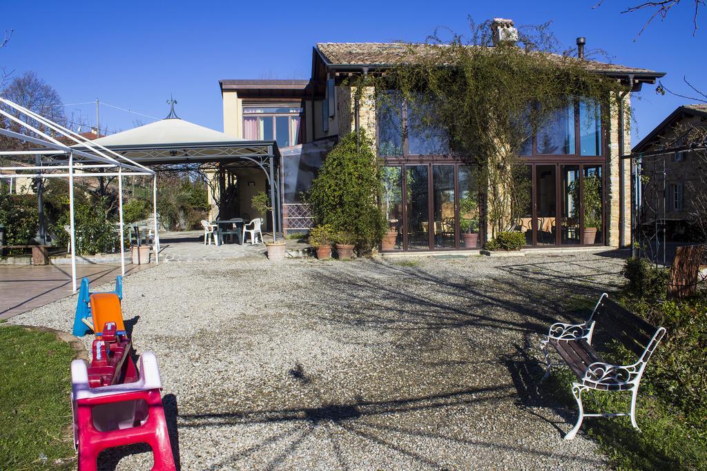 Agriturismo Il Gelso Traversetolo Exteriör bild