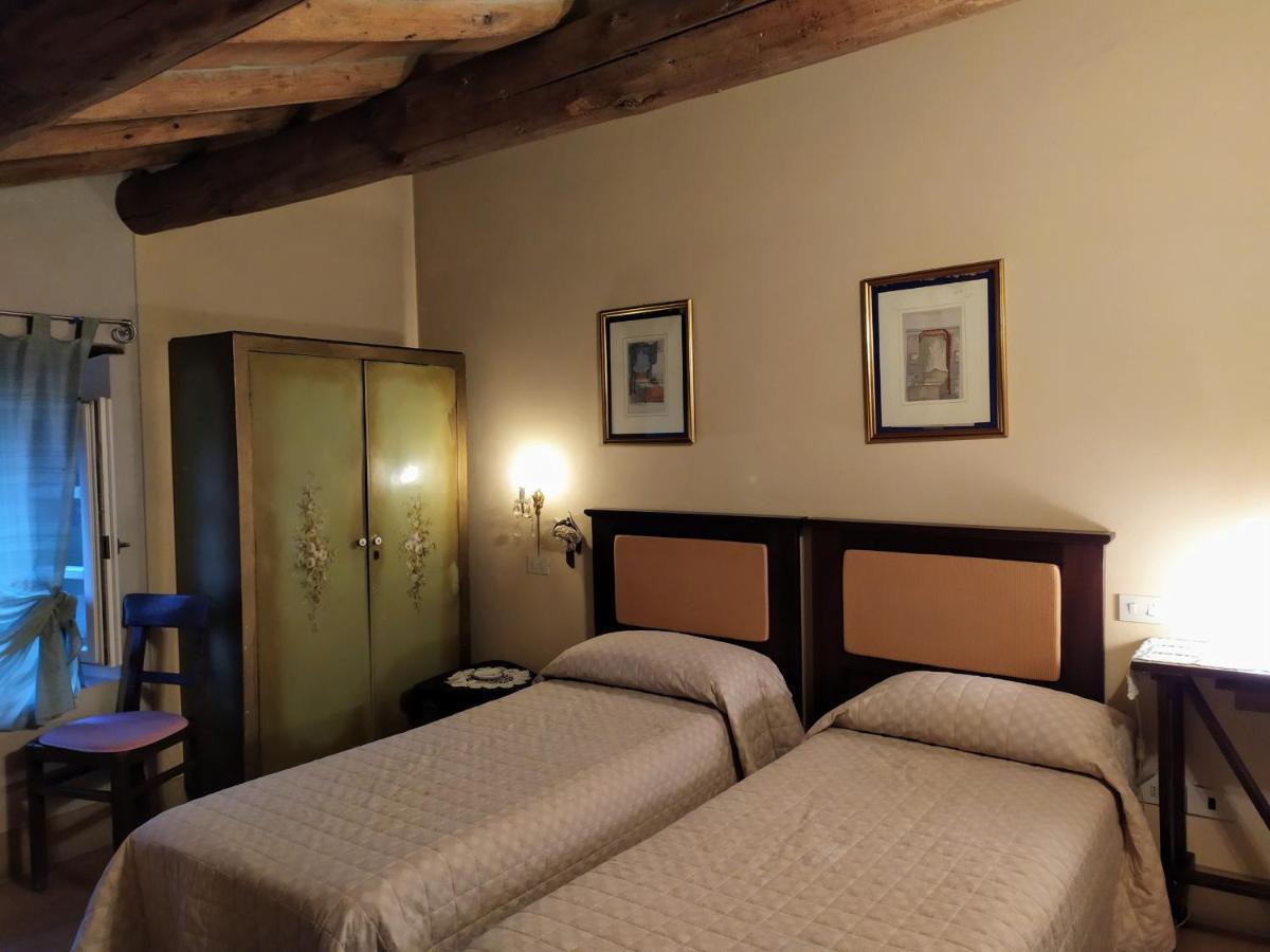 Agriturismo Il Gelso Traversetolo Exteriör bild